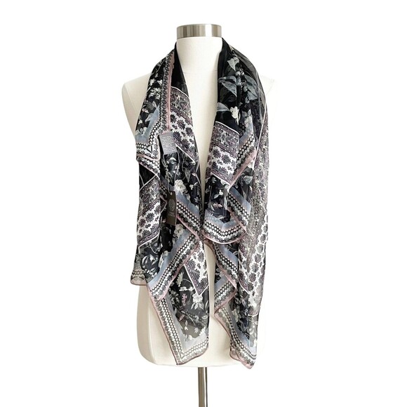 Vince Camuto Scarf Square Wrap Floral Black Neutral Abstract Print Shawl OS NWT - Picture 1 of 4